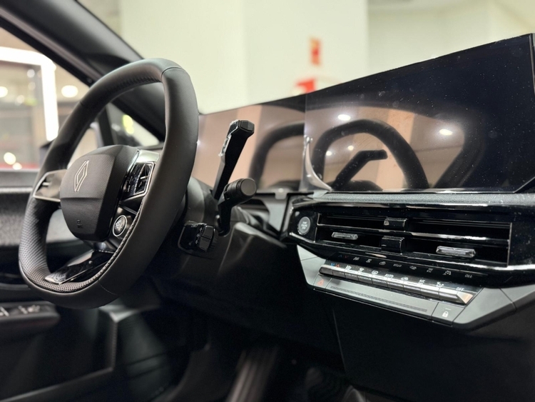 Renault Clio VI 160 E-Tech Full Hybrid Techno foto 12